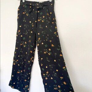 Aritizia Wilfred Floral Crop Tie Front Crepe Pants Black Gold Yellow Size XS